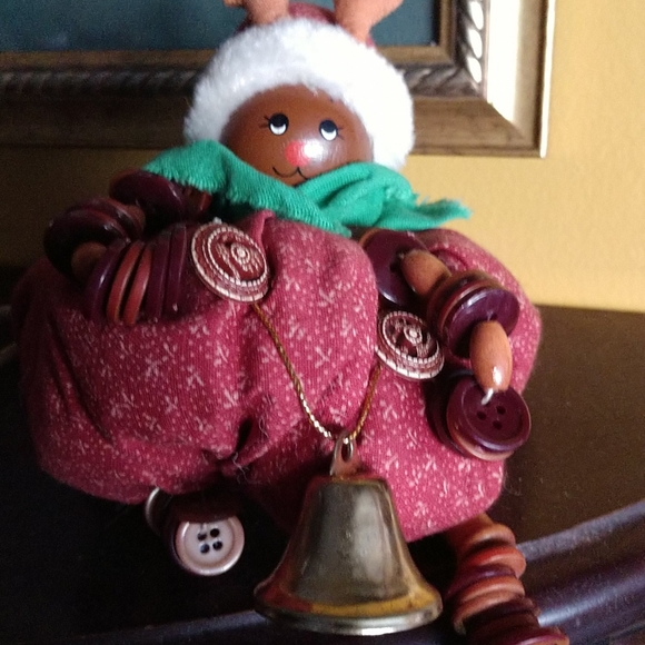 CR FOLK ART One-of-a-Kind Button Reindeer Baby - Picture 3 of 8